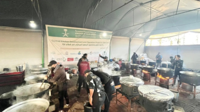 جهود مركز الملك سلمان للإغاثة: توزيع آلاف الوجبات بغزة