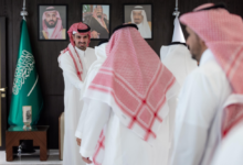 أمين منطقة الرياض يكرّم منظمي مجلس التخطيط العالمي للمدن