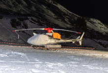 مقتل 8 أشخاص إثر تحطم طائرة هليكوبتر في إندونيسيا