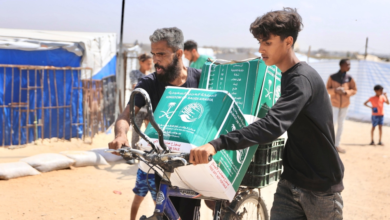 مركز الملك سلمان يوزع مساعدات غذائية عاجلة في غزة