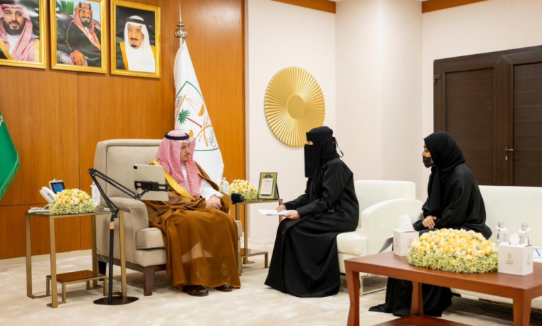 رئيس ديوان المظالم يتفقد محاكم مكة المكرمة ويلتقي بالمستفيدين