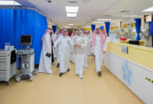 وزير الصحة يتفقد جاهزية مكة لموسم الحج 1445