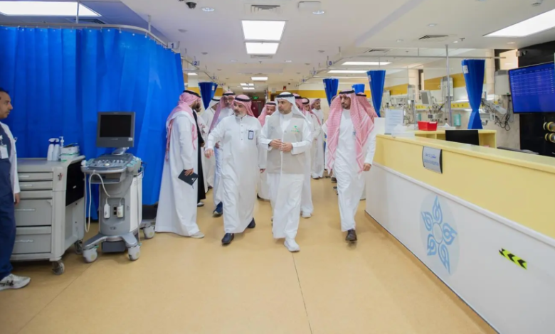 وزير الصحة يتفقد جاهزية مكة لموسم الحج 1445