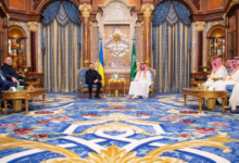 ولي العهد يلتقي زيلينسكي: السعودية تعزز دورها كوسيط سلام عالمي