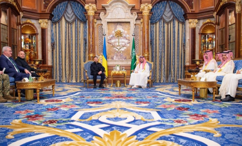 ولي العهد يلتقي زيلينسكي: السعودية تعزز دورها كوسيط سلام عالمي