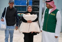 وصول التوأم السيامي المغربي سجى وضحى إلى السعودية لعملية فصل