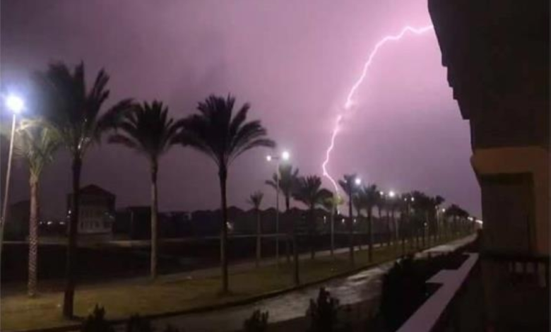 طقس السعودية: أمطار رعدية وزخات برد على 11 منطقة السبت