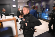 اعتقال مطلق نار قرب عشاء مراسلي البيت الأبيض وإجلاء ترامب