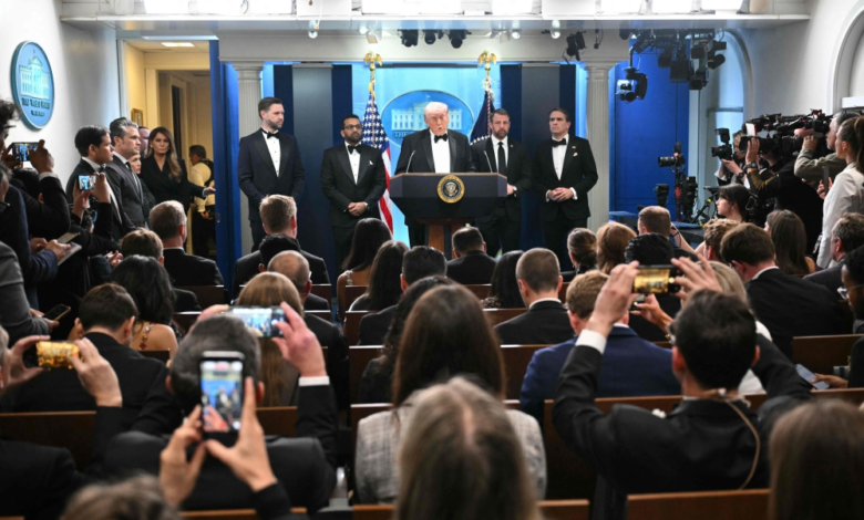 الكشف عن هوية مطلق النار بحفل مراسلي البيت الأبيض.. ما القصة؟