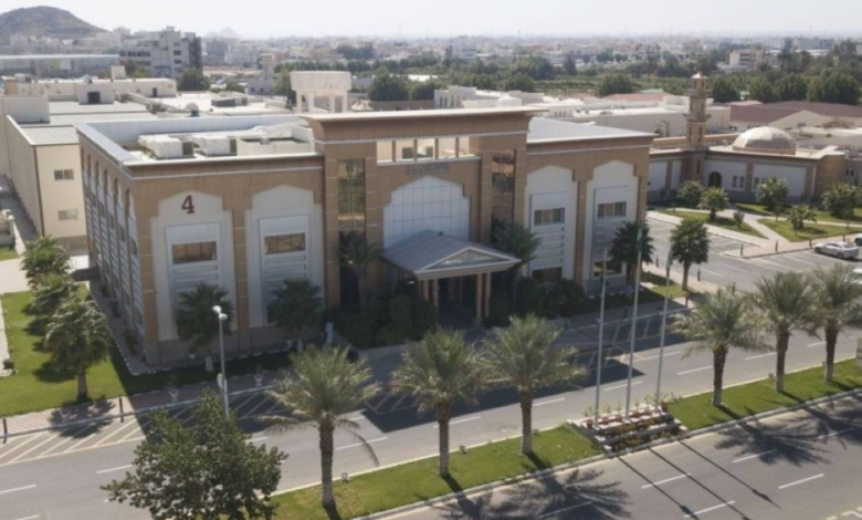 جامعة الطائف تحول الدراسة عن بعد بسبب الأحوال الجوية | أخبار السعودية