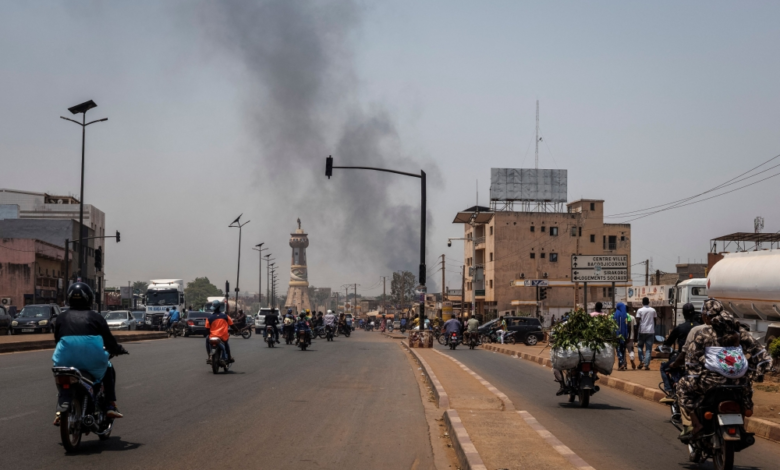 الجيش المالي يرد بقوة على هجمات إرهابية قرب باماكو