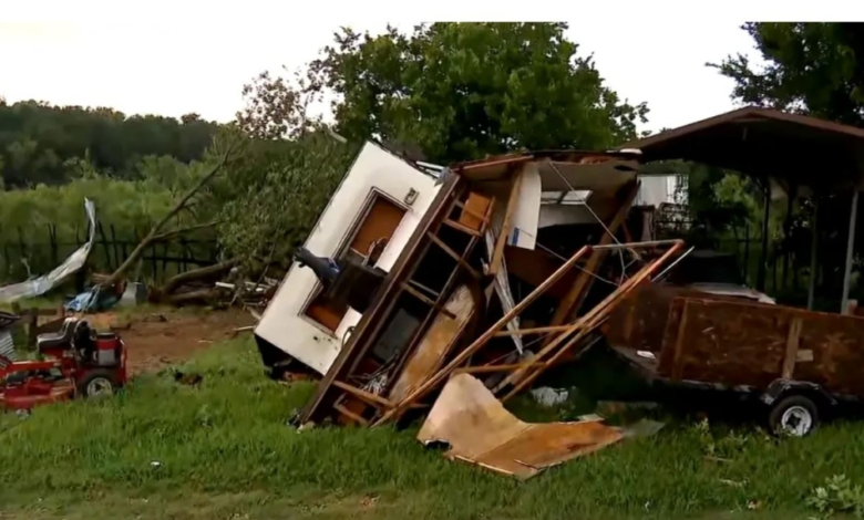 عواصف تكساس المدمرة: دمار واسع وإصابات في مينيرال ويلز