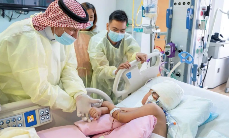 استقرار حالة التوأم الفلبيني بعد جراحة فصل ناجحة في السعودية