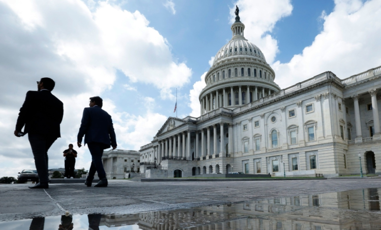 إنهاء أطول إغلاق حكومي أمريكي: الأسباب والتداعيات