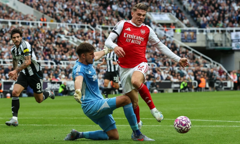 أرسنال ونيوكاسل: مواجهة حاسمة في سباق لقب الدوري الإنجليزي