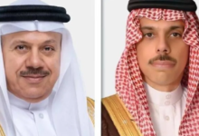 وزير الخارجية السعودي يبحث مع نظيره البحريني تطورات المنطقة