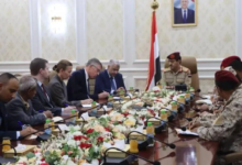 وزارة الدفاع اليمنية: توحيد القرار العسكري وإنهاء التشكيلات