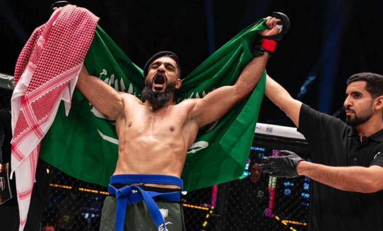 أحمد البراهيم يواجه إبراهيم محمود في دوري PFL MENA بدبي