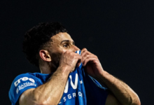 الهلال يهزم الخليج ويقلص الفارق مع النصر قبل ديربي الرياض