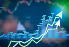 الدين العالمي يسجل رقماً قياسياً جديداً فما هي تداعياته؟