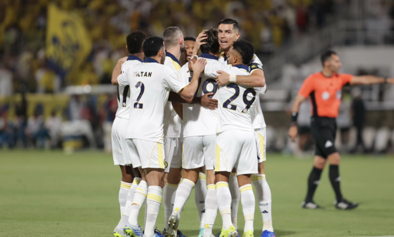 النصر يسحق الشباب 4-0 بصدارة رونالدو في دوري روشن السعودي