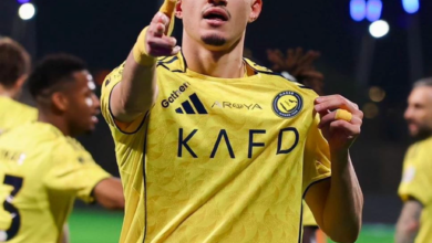 الحمدان يواجه الهلال لأول مرة بقميص النصر في ديربي الرياض