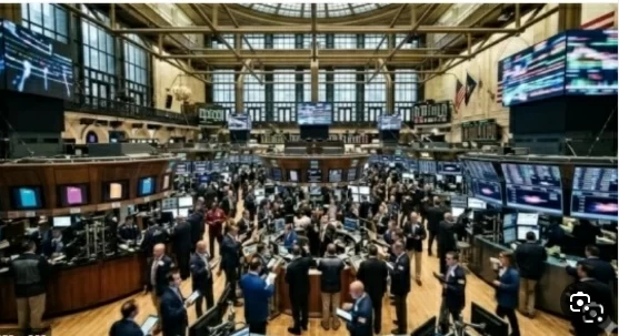 تباين أسواق الأسهم العالمية: وول ستريت تسجل أرقاماً قياسية