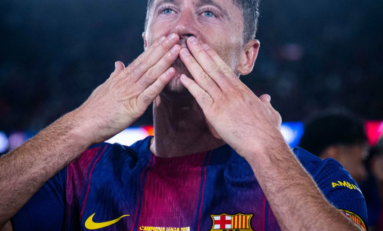 رحيل ليفاندوفسكي عن برشلونة: نهاية حقبة ما بعد ميسي