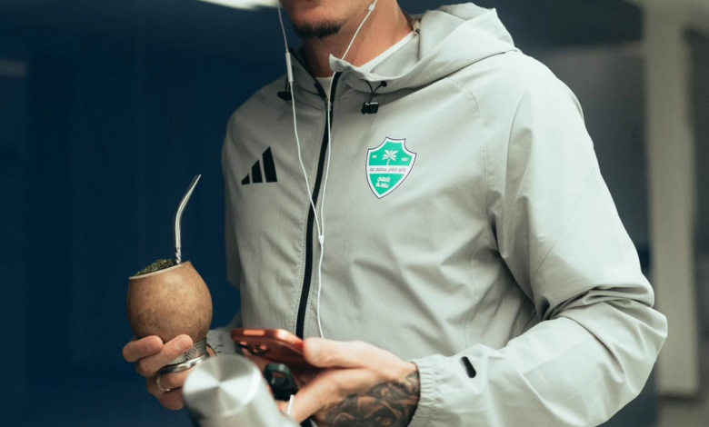 Al-Ahli defender Roger Ibanez fulfills his dream of joining Brazil