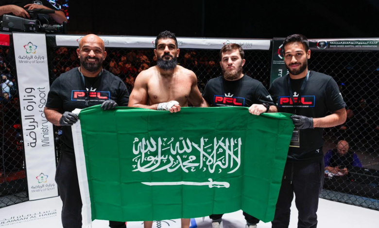 المقاتل السعودي أحمد البراهيم في بطولة فخر العرب بدبي