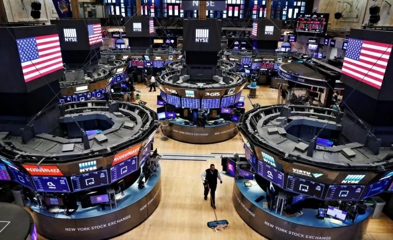 استثمار 1000 ريال في أبل: كيف أصبح 1.37 مليون ريال؟