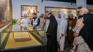 جامعة أم القرى تستقبل حجاج باكستان في واجهتها الثقافية بمكة