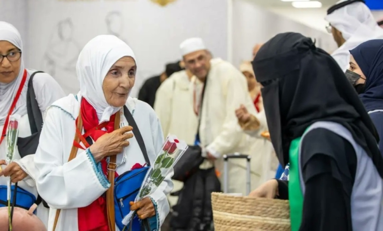 طريق مكة 1445: وصول أول أفواج حجاج المغرب للمدينة المنورة