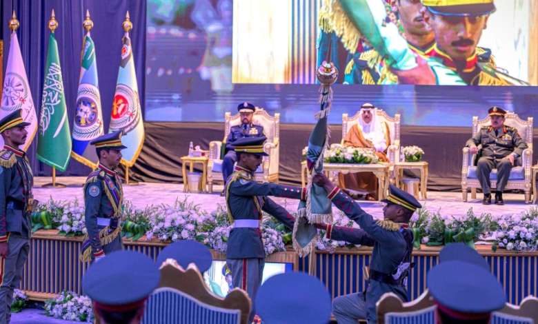 تخريج الدفعة 23 بكلية الملك عبدالله للدفاع الجوي بحضور نائب وزير الدفاع