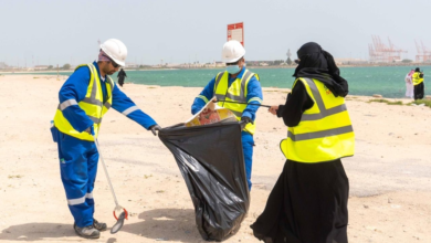 مبادرة لتنظيف شاطئ الجبيل الشرقي وحماية البيئة البحرية