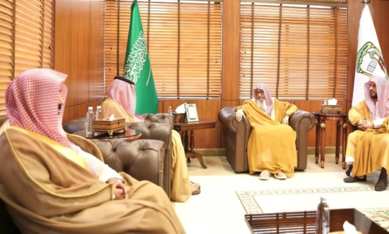 The Kingdom's Grand Mufti and the head of the anti-corruption authority discuss strengthening cooperation against corruption