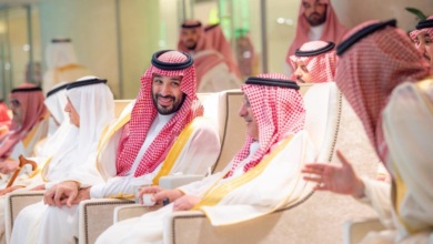 ولي العهد يتوج الهلال بكأس الملك بعد فوزه على النصر