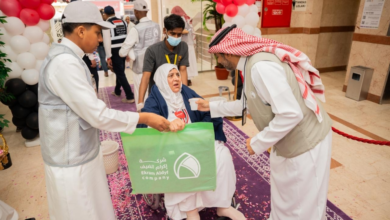 Welcoming Egyptian pilgrims: Saudi Arabia welcomes the guests of God with coffee and roses