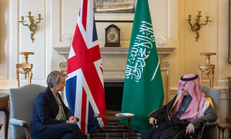 Security of the Strait of Hormuz: A joint Saudi-British stance against escalation