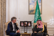 السعودية وبريطانيا يؤكدان على أمن مضيق هرمز وحرية الملاحة