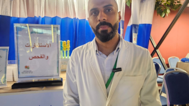 الخصية المعلقة عند الأطفال: الأسباب وأهمية التدخل الجراحي المبكر