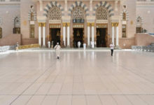 تبريد ساحات المسجد النبوي: مظلات عملاقة ورخام نادر