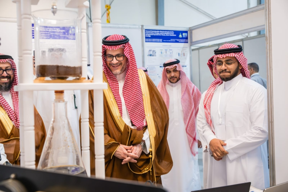 72 research projects at the opening of the engineering exhibition for students of King Abdulaziz University in Rabigh