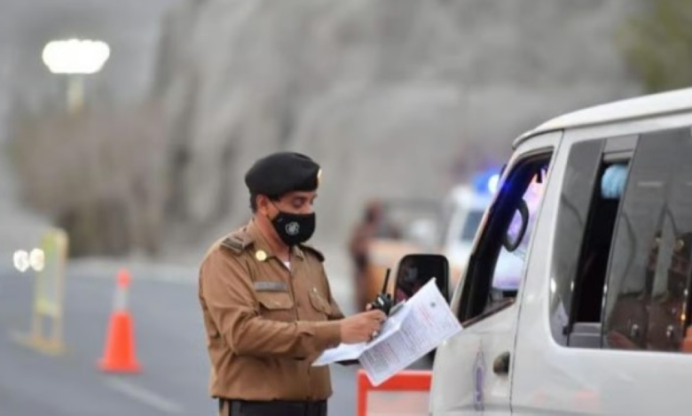 A fine of 100,000 riyals for transporting holders of visit visas to Mecca
