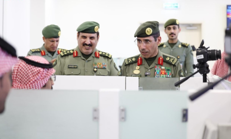 مدير الجوازات يتفقد اللجان الموسمية بمداخل العاصمة المقدسة