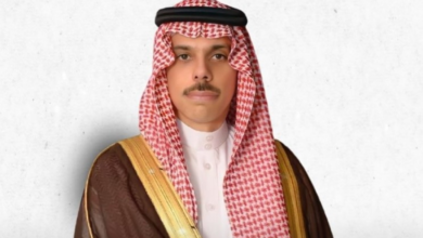 وزير الخارجية يتلقى اتصالا من نظيره الكويتي لبحث المنطقة