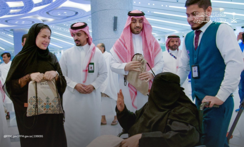 Welcoming pilgrims from the Martyrs and Injured Fund at King Abdulaziz Airport