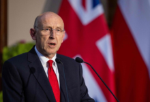Electronic jamming targets British Defense Minister's plane