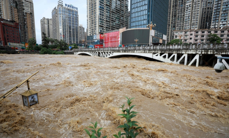 Red alert: Floods in China threaten Anhui and Hubei