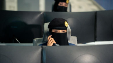 Pilgrims' movement to Arafat: Real-time monitoring and smart technologies